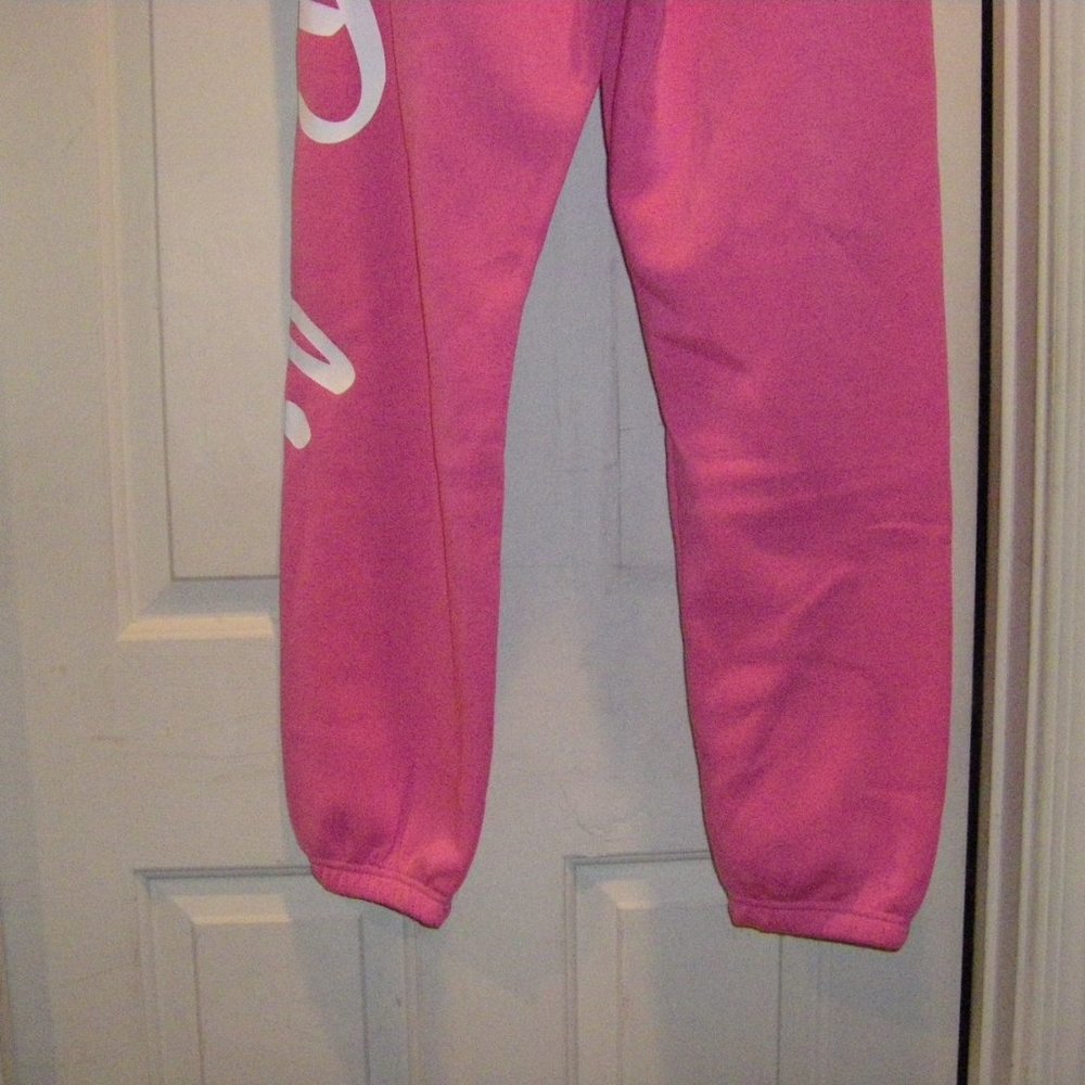 Barbie Sweatpants Joggers Hot Pink w/ White Logo Junior Women's Sizes New - Picture 9 of 16
